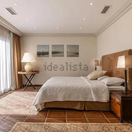 El Herrojo Luxe Retreat By Domvia Vila *