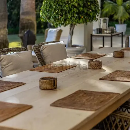El Herrojo Luxe Retreat By Domvia Benahavís